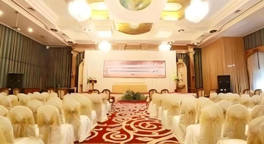 Gajahmada Graha 3* Malang